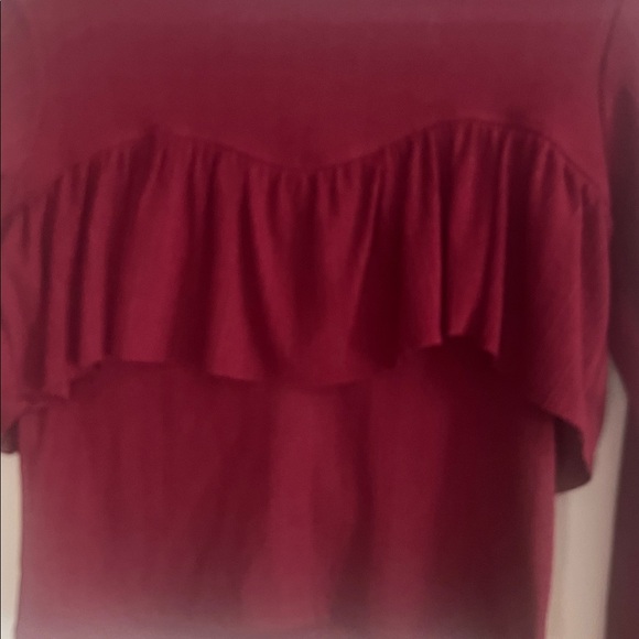 Zara Burgundy Ruffle Crop Top - Picture 2 of 4